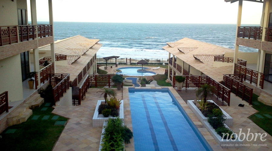 Apartamento frente a praia para vender no Ceará